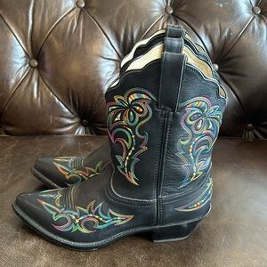 Durango Women’s Cowboy Boots size 9.5